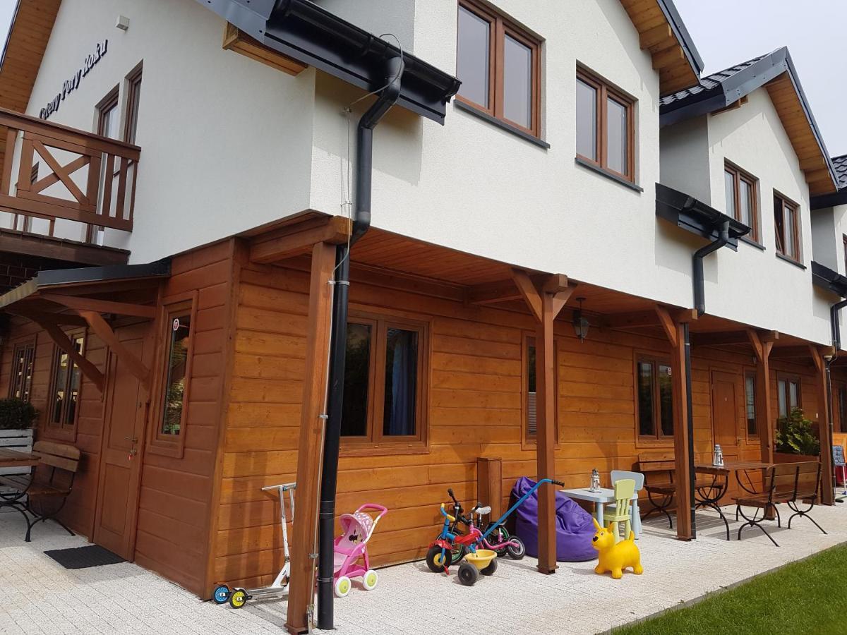 Villa Cztery Pory Roku à Sarbinowo Extérieur photo